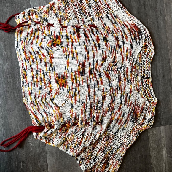 Knitted Blouse - Picture 2 of 2